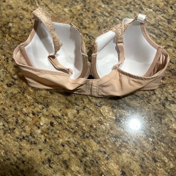 Curvy Couture Bra 40C - Picture 4 of 6
